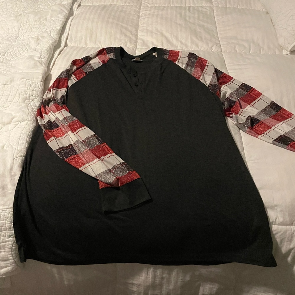 LuLaRoe Mark shirt. 3X